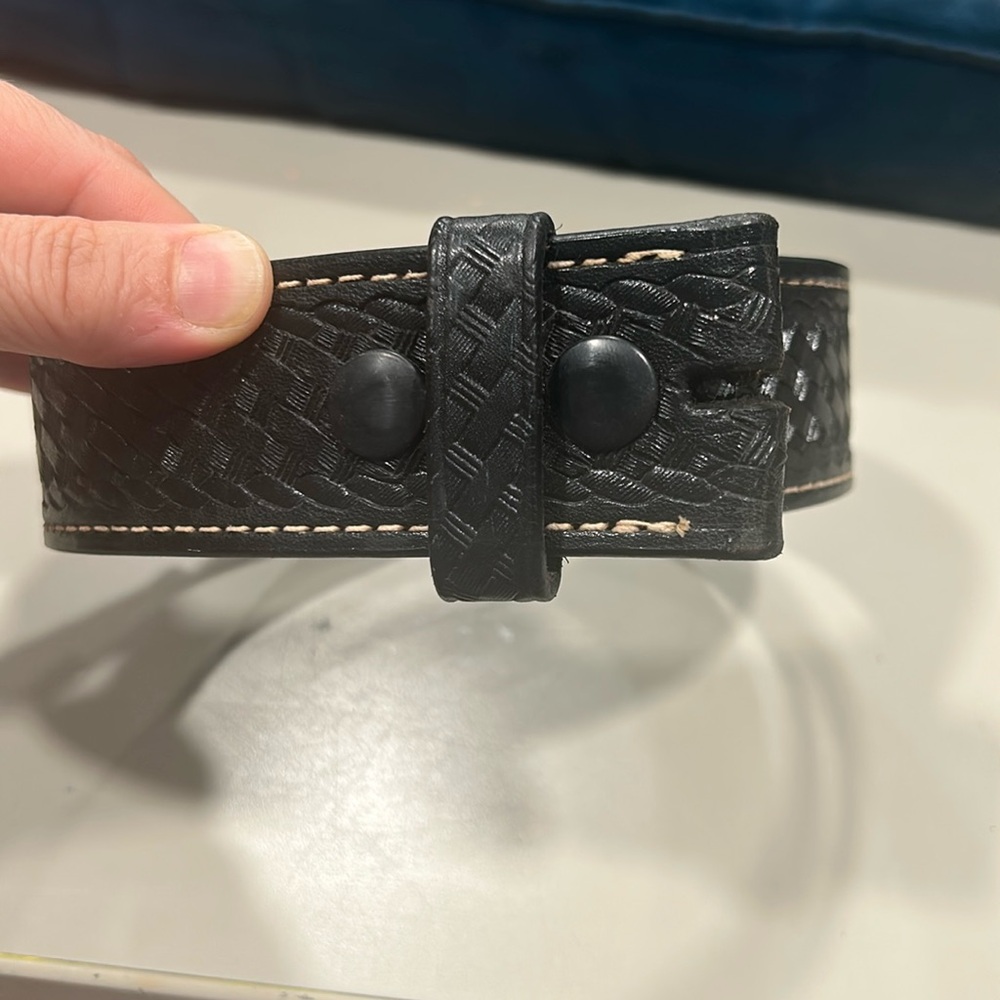 Cabela's Men's Black Woven Leather Belt 38 No buckle! Make it your own. Like New